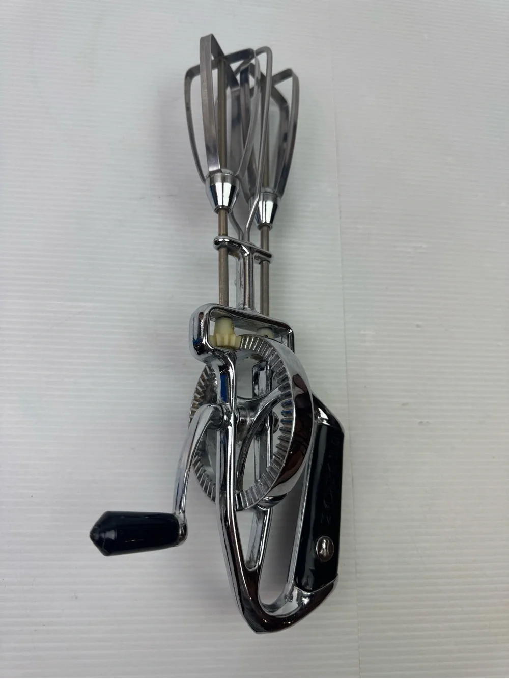 Vintage Maynard 456 Manual Rotary Egg Beater Hand Mixer 1950’s 1960’s Stainless
